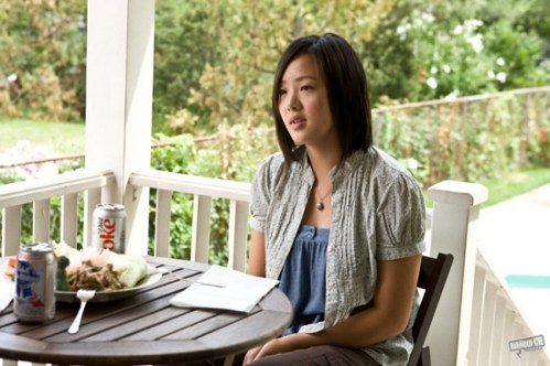 3Ahney Her as Sue Lor