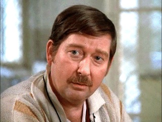 3William Redfield as Dale Harding