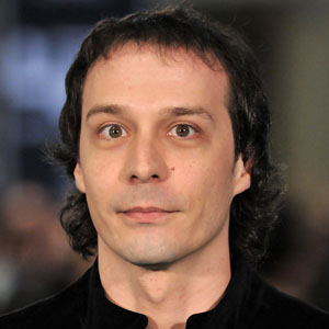 3 Fele Martínez as Pelayo