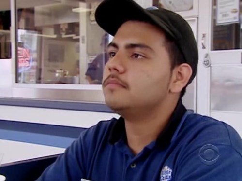 undercover-boss-us-s01e04-white-castle-2jose